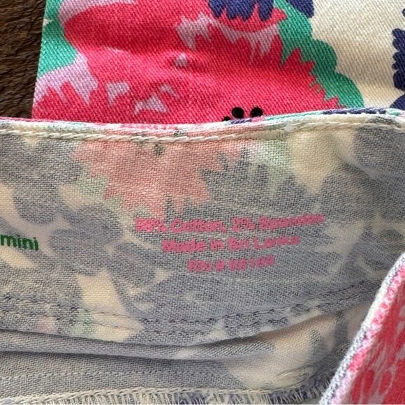 Lilly Pulitzer Casual Jeans - Picture 4 of 7